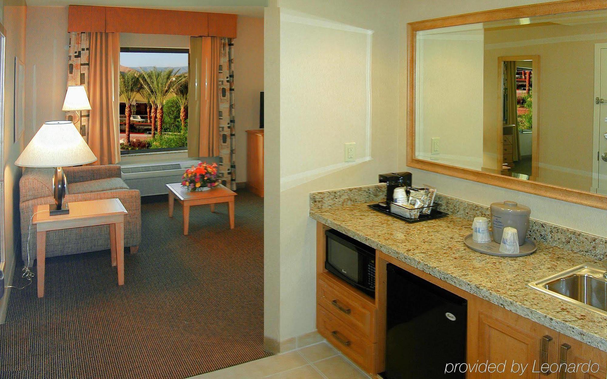 Hampton Inn & Suites Highland San Bernardino Habitación foto